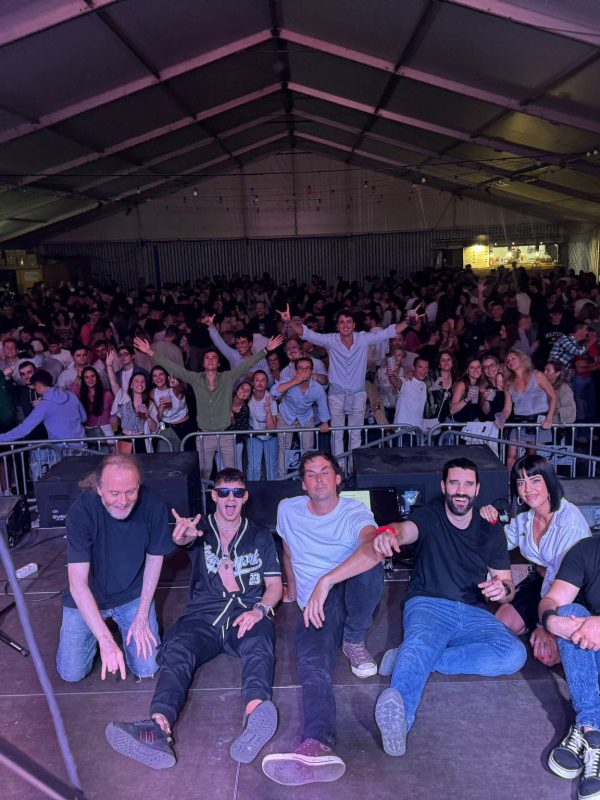 Contratación Orquesta Versión Infinita